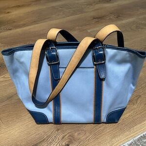 Vintage Coach Hampton tote in blue with leather trim